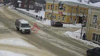 ДТП Переславль-Залесский.  27.01.17 Сбил ограждение и скрылся с места ДТП