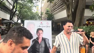 Não tem como não se emocionar,apele chega arrepiar