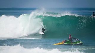 SURFING CODE RED BARRELS IN SAN DIEGO