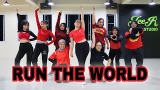 Zumba || Run The World (Girls) - Beyoncé || Choreo by Panic Phei
