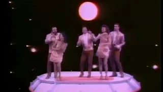 Age of Aquarius- The Fifth Dimension (Let the Sunshine in)