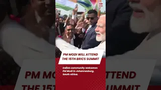 Indian community welcomes PM Modi in Johannesburg, South Africa.