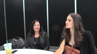 Comic Uno NYCC Interview 2015: I. Marlene King and Troian Bellisario from Pretty Little Liars