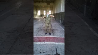 Российская армия.Солдат ВДВ танцует тектоник.Тектоник в армии #армия #танцы #российская #тренды #топ