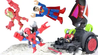 Marvel Mashers and Imaginext DC Magic Presents and Bane Snowy Christmas Party!