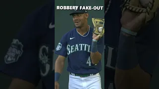 Julio Rodriguez TRICKED EVERYBODY on this home run robbery