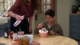 Mom - Where Did Roscoe Get the Pot (4x04)