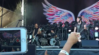 Bullet For My Valentine- Your Betrayal (Live) 2018 Fort Rock