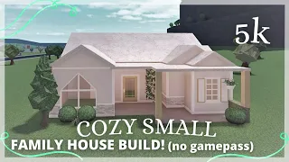 BLOXBURG: 5K!! COZY SMALL FAMILY HOUSE BUID; NO GAMEPASS