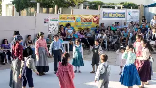 Rancho Folclórico de Linhaceira - Escola de Brincadeiras Tradicionais - Festa 2015