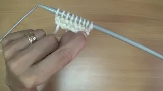 Comment tricoter des mailles à l'endroit (point mousse) : tuto en pas à pas