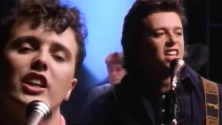 EVERYBODY WANTS TO RULE THE WORLD - Tears for Fears | Subtítulos inglés y español