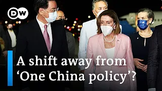 US House Speaker Nancy Pelosi arrives in Taiwan despite warnings from China | DW News