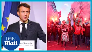 Macron pension reform: Violent protests erupt in France