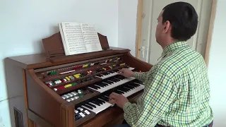 O Come, Little Children - Organist Bujor Florin Lucian playing on the Yamaha Electone D-85 Organ