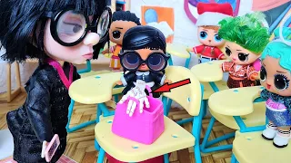 WEDNESDAY from the ADDAMS family is NEW to our fun school! Dolls LOL surprise funny cartoons Darine