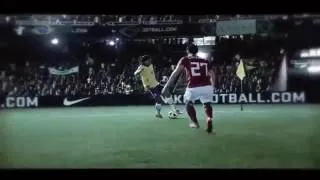 Ronaldihno vs Cristiano Ronaldo • Skills • Tricks • HD FEEL MY STAYLE