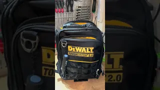 Dewalt  (DWST83524) - The "veto" bag for amateurs  or aprentices