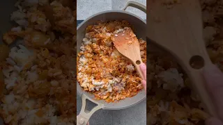 How to make Tuna Kimchi Fried Rice. One of my favorite 15 min Korean recipes!