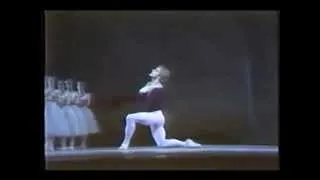 Mikhail Baryshnikov - trecho do balé Giselle.flv