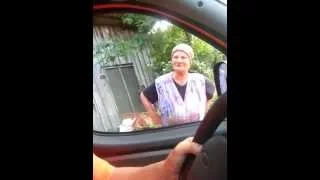 прикольна бабка funny grandma :)