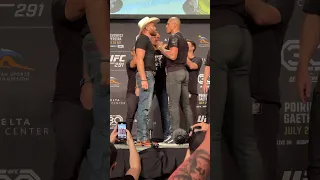 ALEX PEREIRA AND JAN BLACHOWICZ FACE OFF