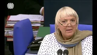 Bundestag: Claudia Roth verhindert Hammelsprung, den die AfD fordert