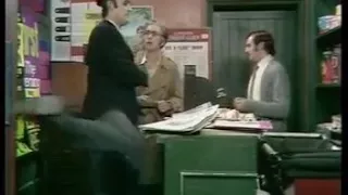 Monty Python - Ministry of silly walks