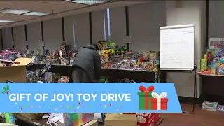 'Community first': 419 generosity shows during WTOL 11 Gift of Joy Downtown Gift Drop 2023