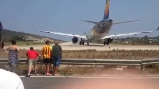 SKIATHOS AIRPORT GREECE JET BLAST THOMAS COOK