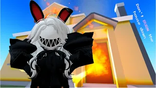 【Don't burn the house down】I lit the house on fire! | ROBLOX