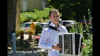 Le Sirtaki Basque (Aurélien et son orchestre)