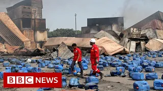 Depot blast in Bangladesh kills nearly 50 people  - BBC News