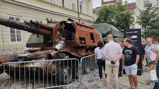 Виставка російської військової техніки,знищеної ЗСУ.