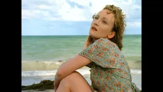 Patricia Kaas - Il Me Dit Que Je Suis Belle (4K-Upscale) 1993