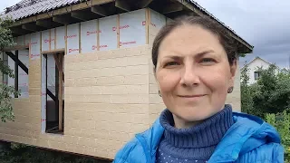 How Russians Build Houses: Now I am building the house alone / Half Finished Walls