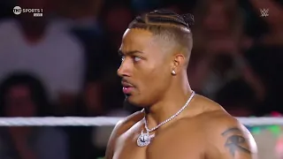 Cody Rhodes vs Carmelo Hayes - Entrances: SmackDown, Apr. 26, 2024