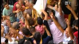 Palio di Siena 2012 fine-corsa FESTEGGIAMENTI - Rai2 16 agosto