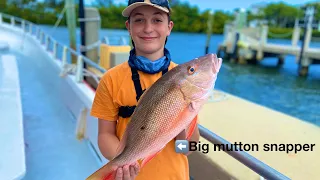 Inshore fishing for mutton snapper (catch, clean and cook!!!)