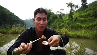 Survival Life: Hunting Mussel In The River And Grill Deliciously - Primitive skills #7