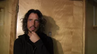 Web Exclusive Interview: Chris Cornell on "Footsteps" and Pearl Jam (Late Night with Jimmy Fallon)