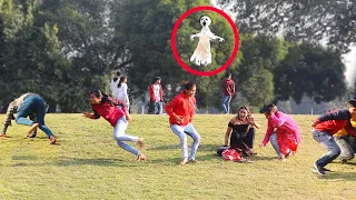 Flying Ghost Prank in India  #SumitCool #FlyingGhost #Prank #Prayagraj #TopPrank