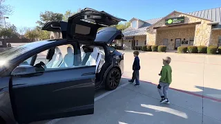 Tesla Model X 2023 Light Show