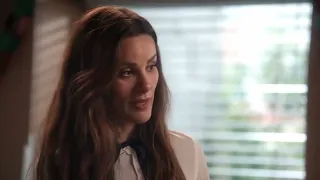 Stefania Spampinato as Carina Deluca 5x09 p3