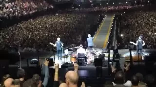 U2 in Paris: Bad (with Patti Smith's 'Gloria' snippet)