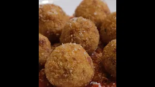 How to make Arancini Rice Balls / Arancini Recipe | Homemade Italian Rice Balls #Shorts