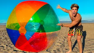 I BOUGHT THE LARGEST INFLATABLE BEACH BALL IN THE WORLD !! ** IT'S GIANT **