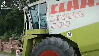 zdefektowany claas lexion 440