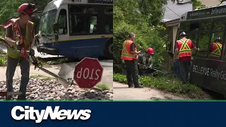 'Runaway bus' rolls onto lawn after driver falls out: West Vancouver police