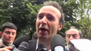 L'ultimo saluto al Monni. Benigni: "Gli devo tanto"